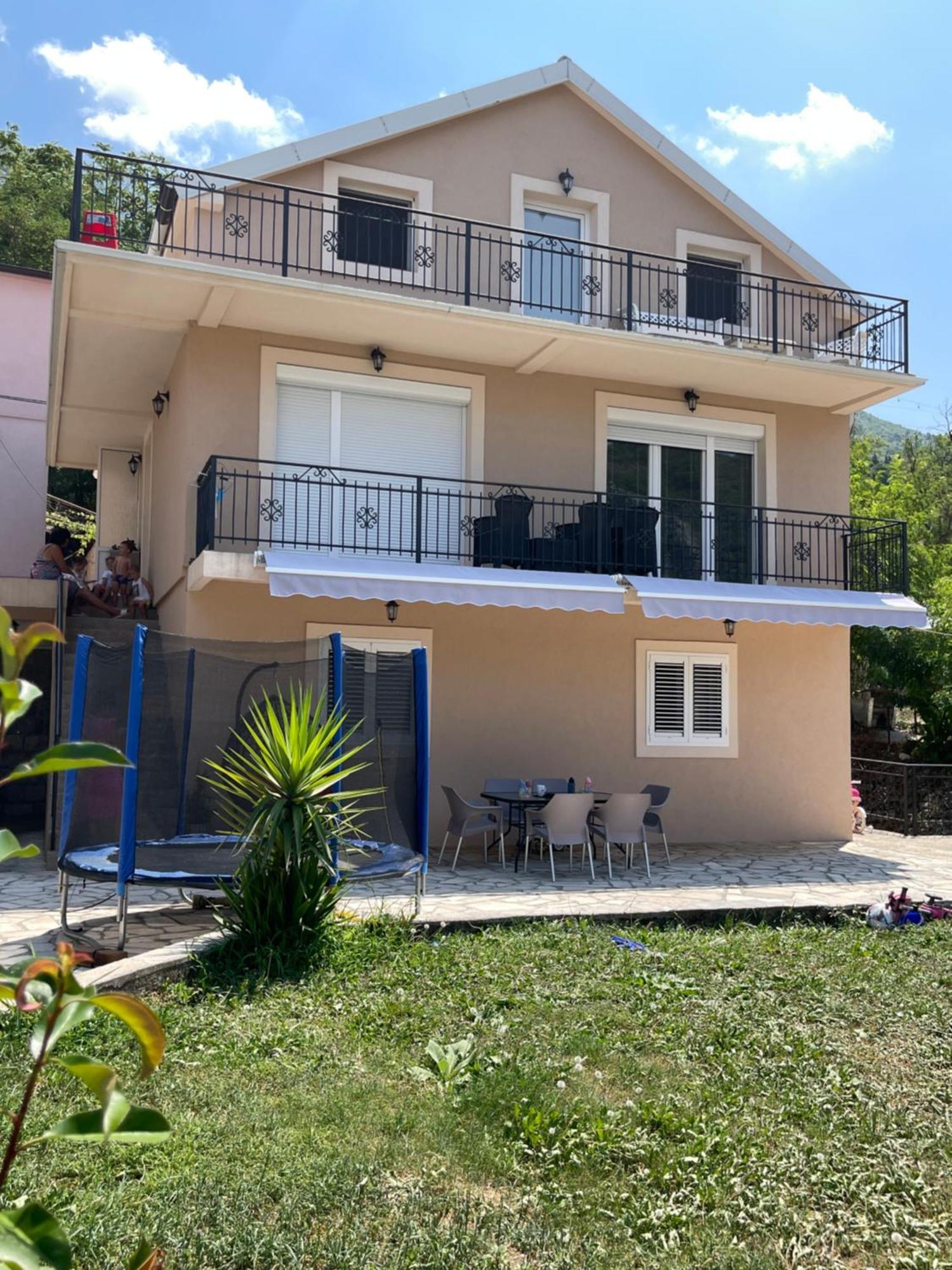Apartment Perovic โกตอร์ ภายนอก รูปภาพ