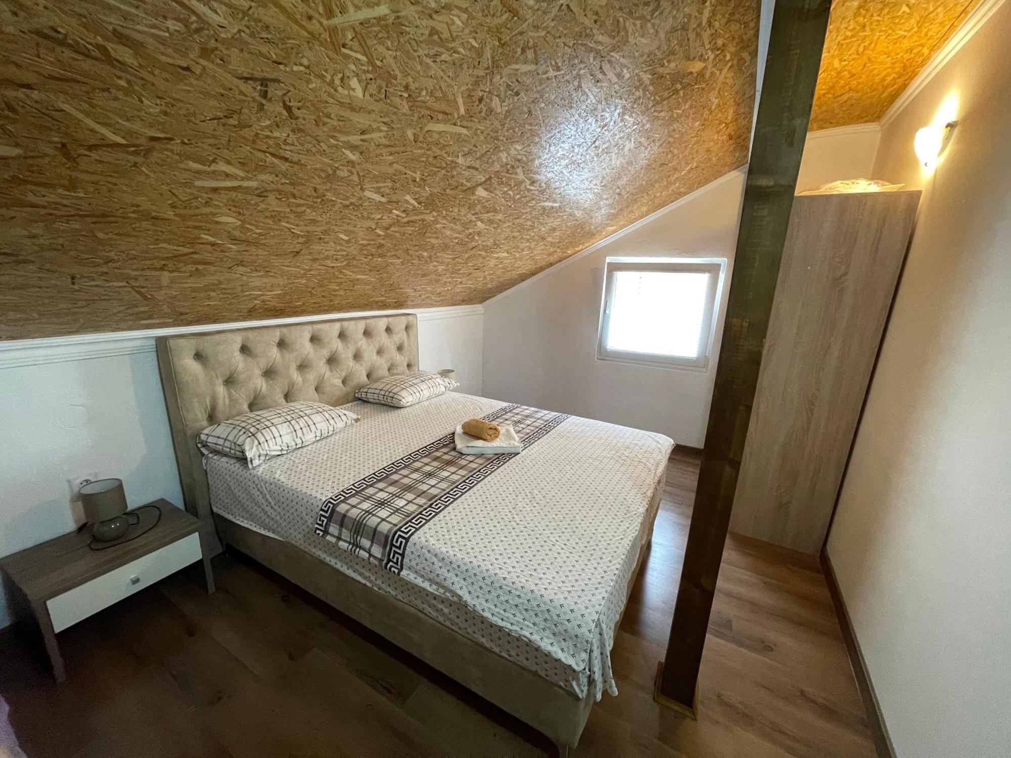 Apartment Perovic โกตอร์ ภายนอก รูปภาพ